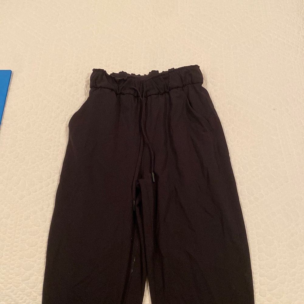 Black lululemon size 2 joggers